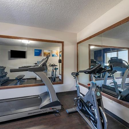 Comfort Inn & Suites Hays I-70 Esterno foto