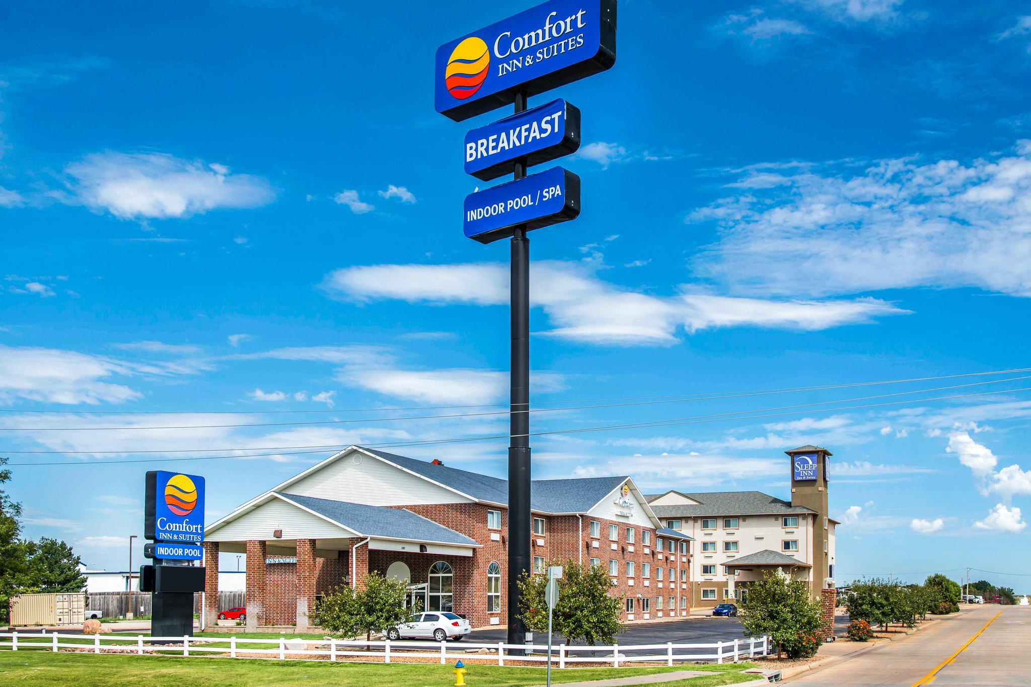 Comfort Inn & Suites Hays I-70 Esterno foto