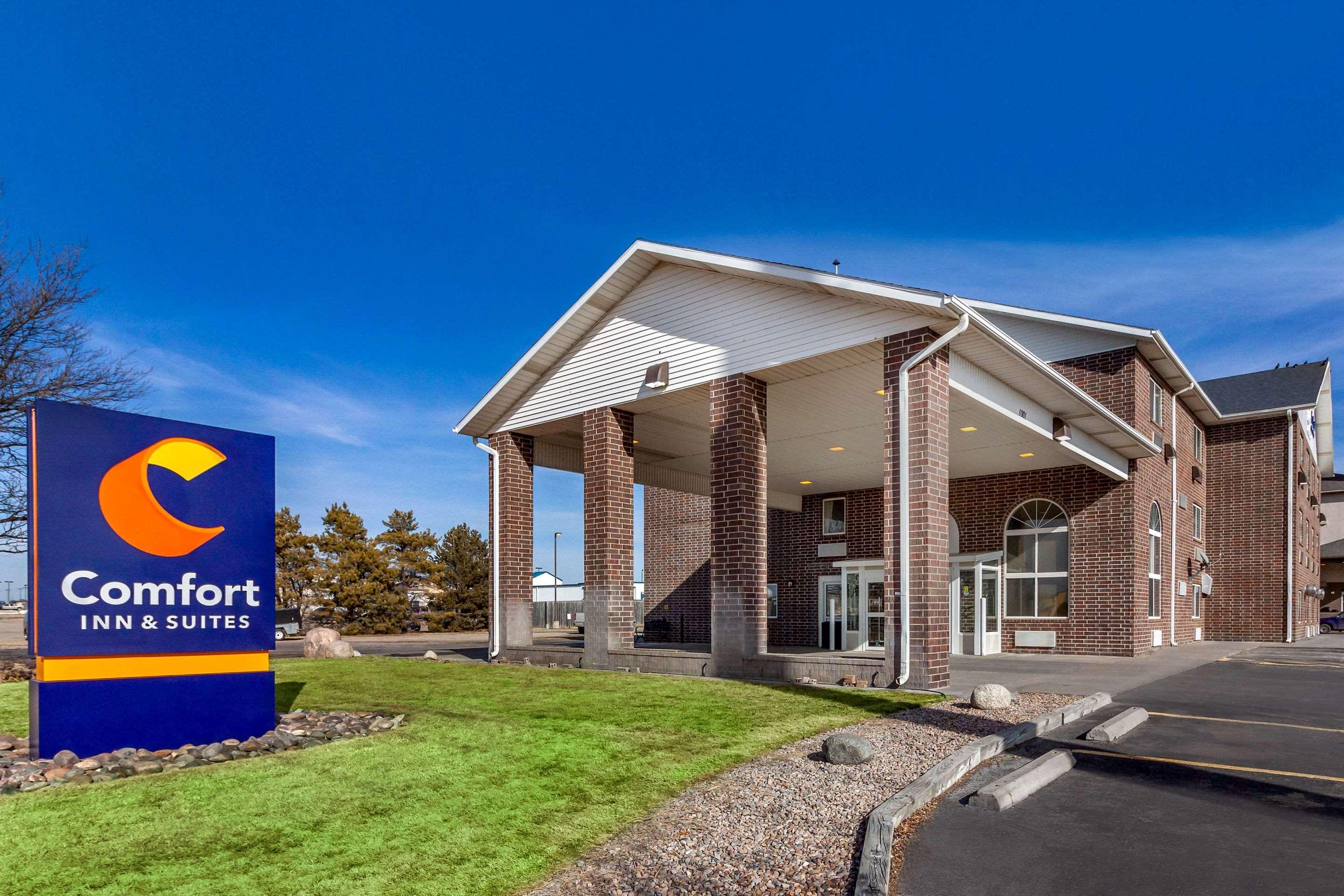 Comfort Inn & Suites Hays I-70 Esterno foto