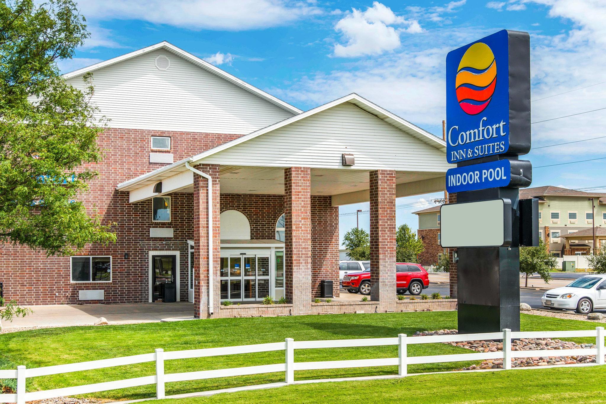 Comfort Inn & Suites Hays I-70 Esterno foto