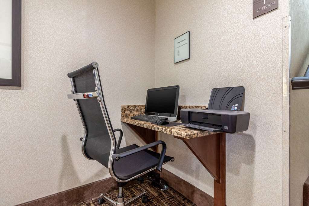 Comfort Inn & Suites Hays I-70 Servizi foto