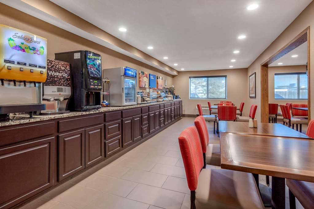 Comfort Inn & Suites Hays I-70 Ristorante foto